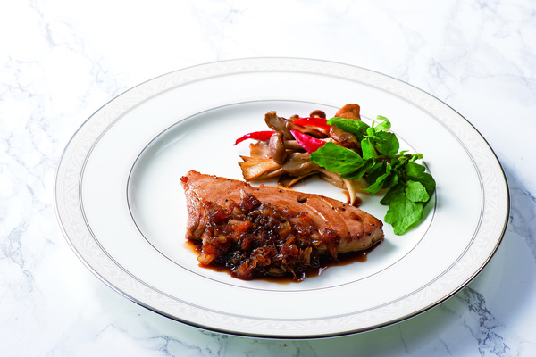 まぐろのステーキ