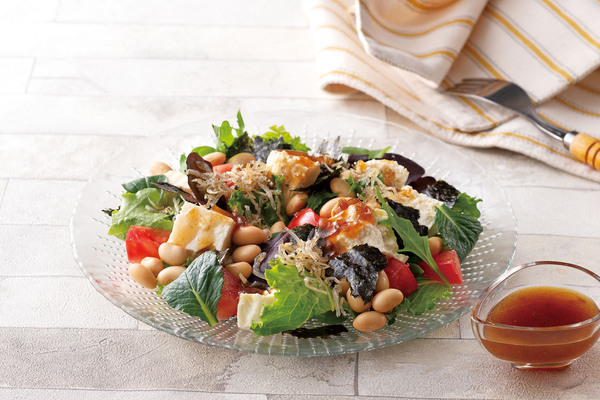 ほぐし豆腐とお豆のサラダ