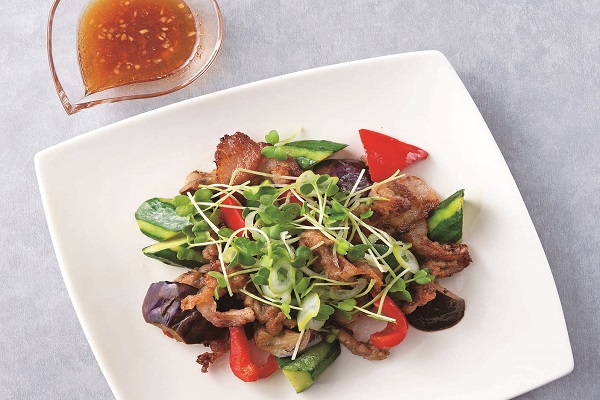 豚肉のカリッと焼き　黒酢だれ