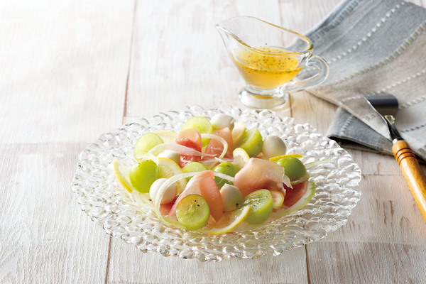 シャインマスカットのサラダ