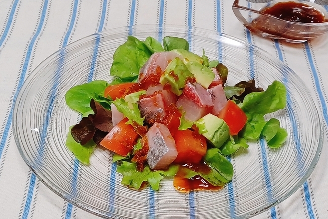 おさしみサラダ