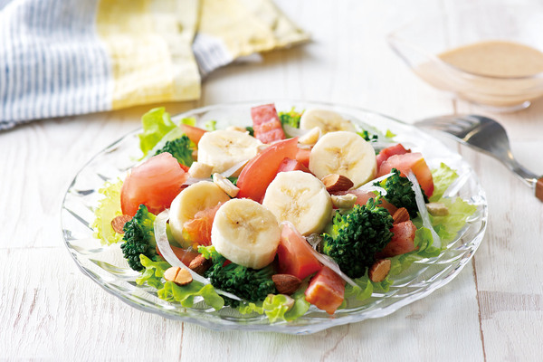 バナナとベーコンのパワーサラダ