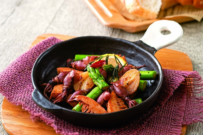 ほたるいかと筍のソテー