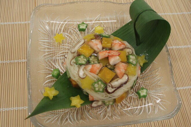 そうめんのゼリー寄せ