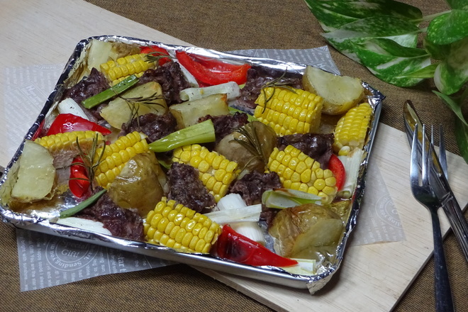 牛肉とごろごろ野菜のロースト