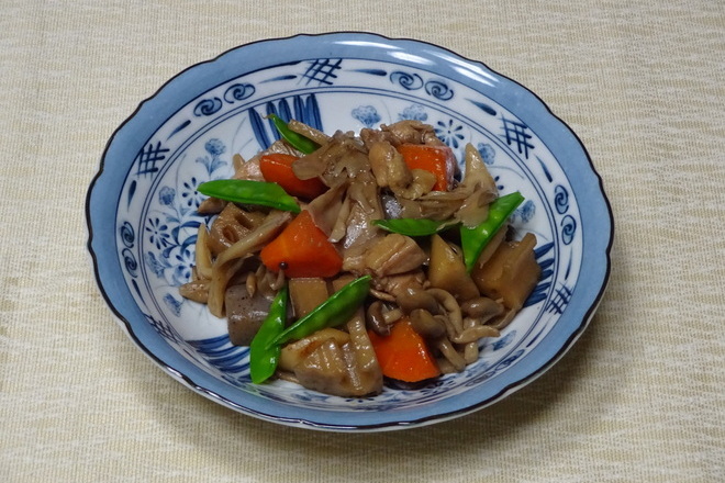 贅沢きのこの筑前煮