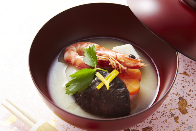 お雑煮（白みそ仕立て）