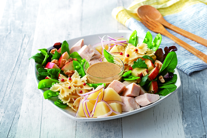 サラダチキンのごまパワーサラダ