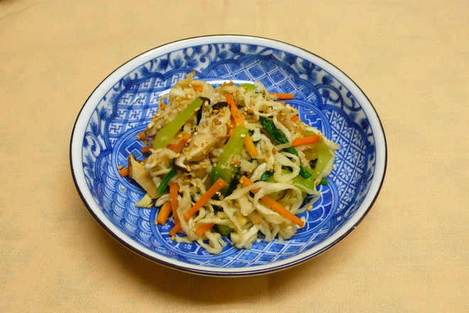 切り干し大根とチンゲン菜の酢じょうゆ和え