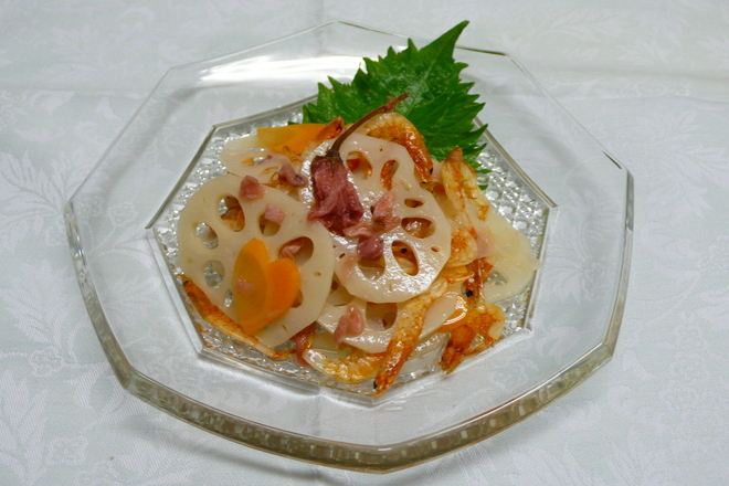 れんこんとさくらえびの桜酢和え