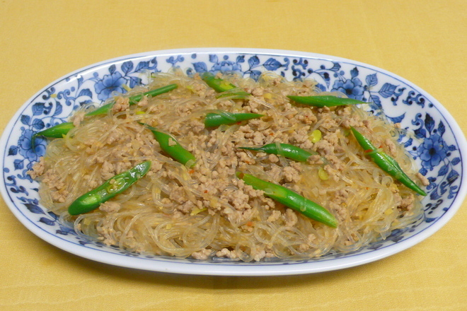 挽き肉と春雨の炒めもの
