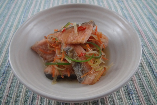 生鮭の南蛮漬け