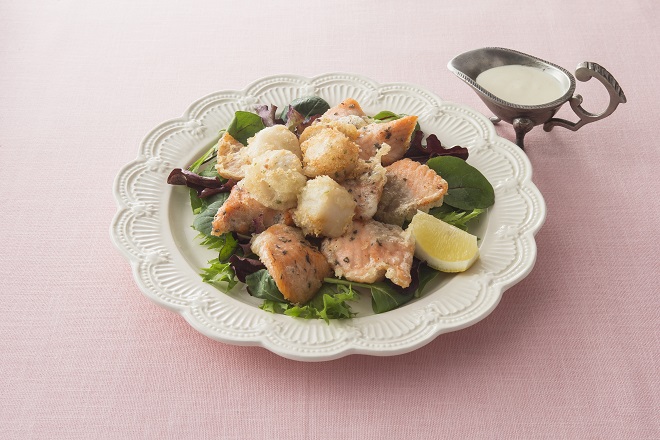 魚介のフリット 　ヨーグルトソース添え